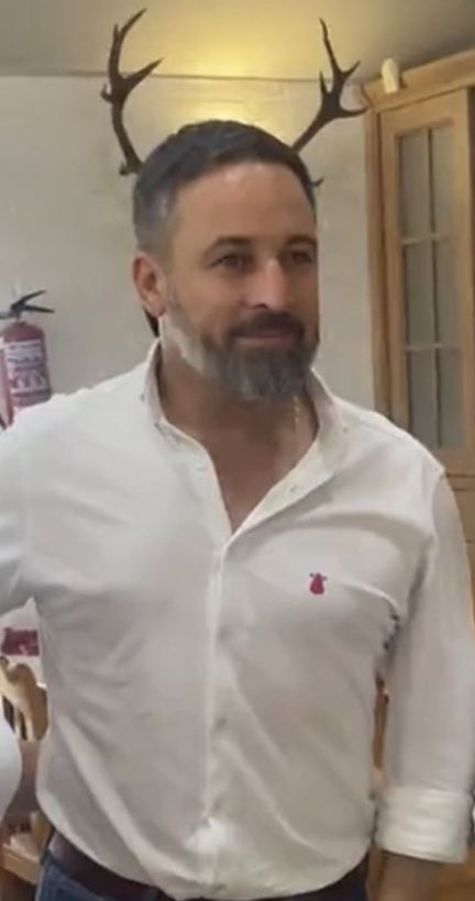 Marcorv10's tweet image. El karma coloca ha cada uno en el sitio y momento adecuado 🤣😂
#Santivago #Fachascal