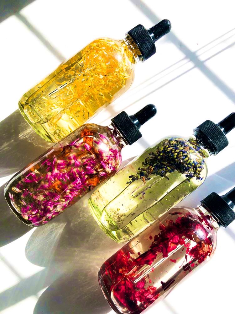 Thread By tia_visagie Ayurvedic Hair Oils & Head Massages T..