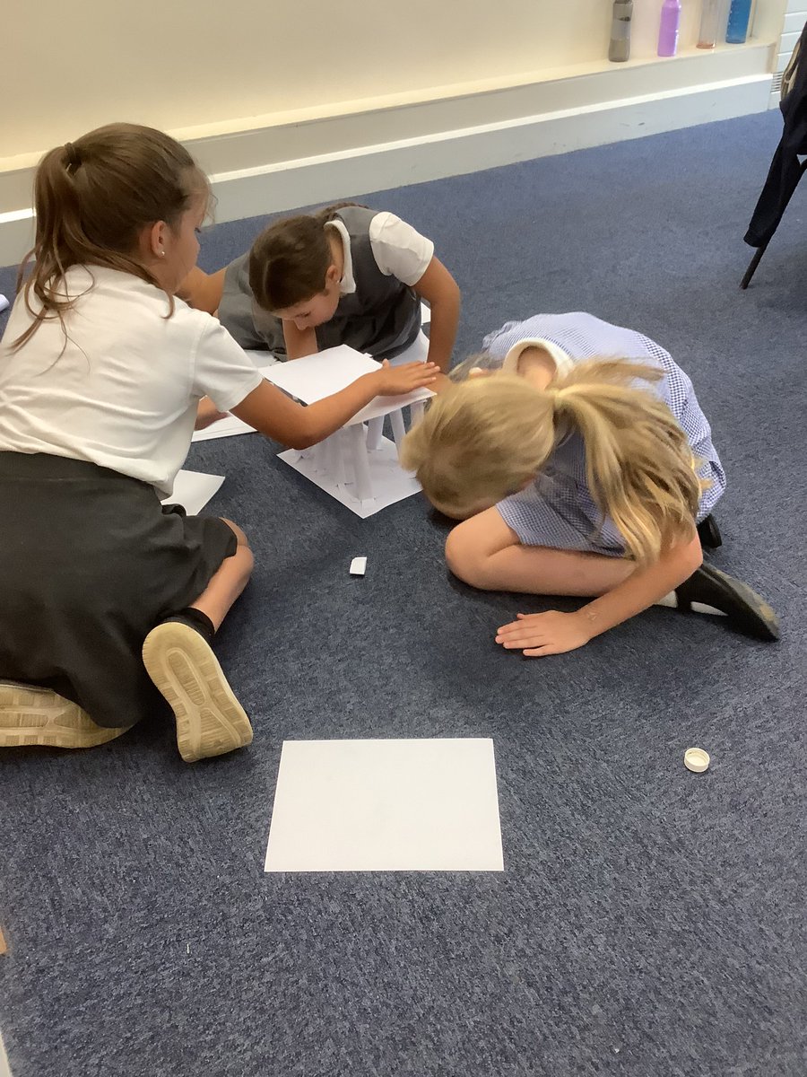 CroxbyPrimary's tweet photo. A great afternoon making Greek vases and working collaboratively to build a 3d model of the Acropolis! #croxbymagic https://t.co/MI2tba8CKS
