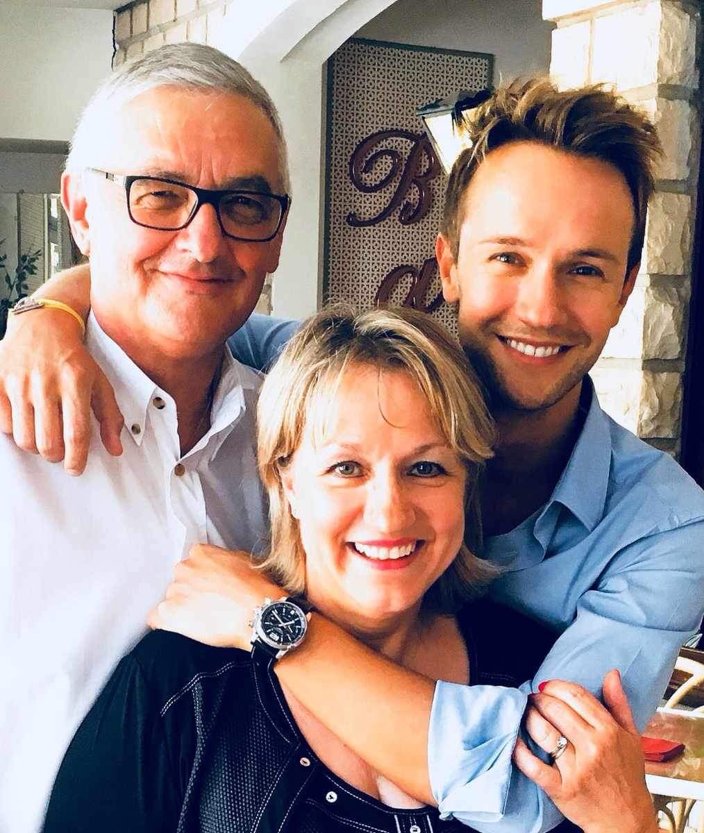 CyrilFraud99342's tweet photo. Cette photo m’a beaucoup marqué 😭 https://t.co/QwwJpLZiUG