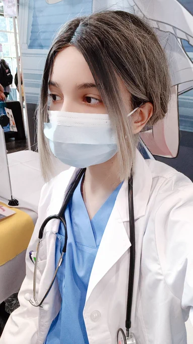 Cosplaying doctor Chishiya today 