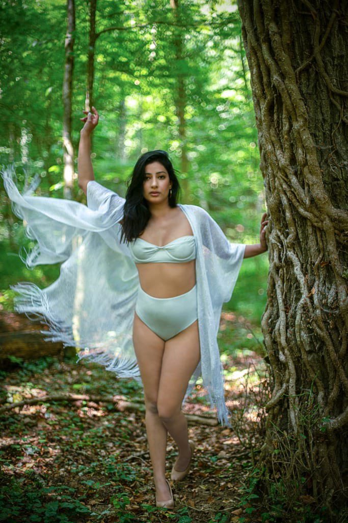 UrbanAsian's tweet photo. These bikini pictures of @niharica_WT is giving us major jungle fever.
#niharicaraizada #junglefever #bikini #jungle #freedomtree #bikinigirl https://t.co/gfqN2GY414