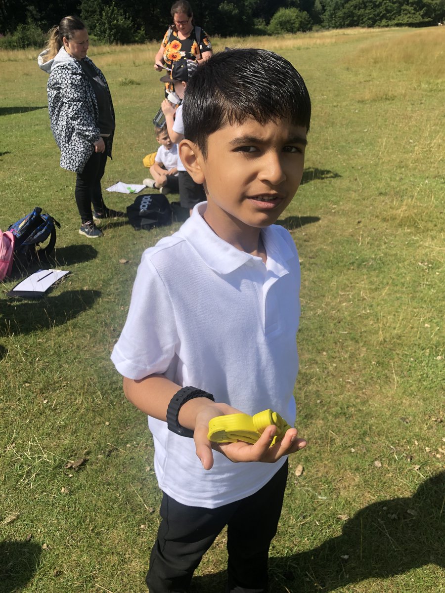BatleyParish1's tweet photo. We made our own Henry Moore style sculptures on our Y2 visit. https://t.co/wTn9AUBQx7