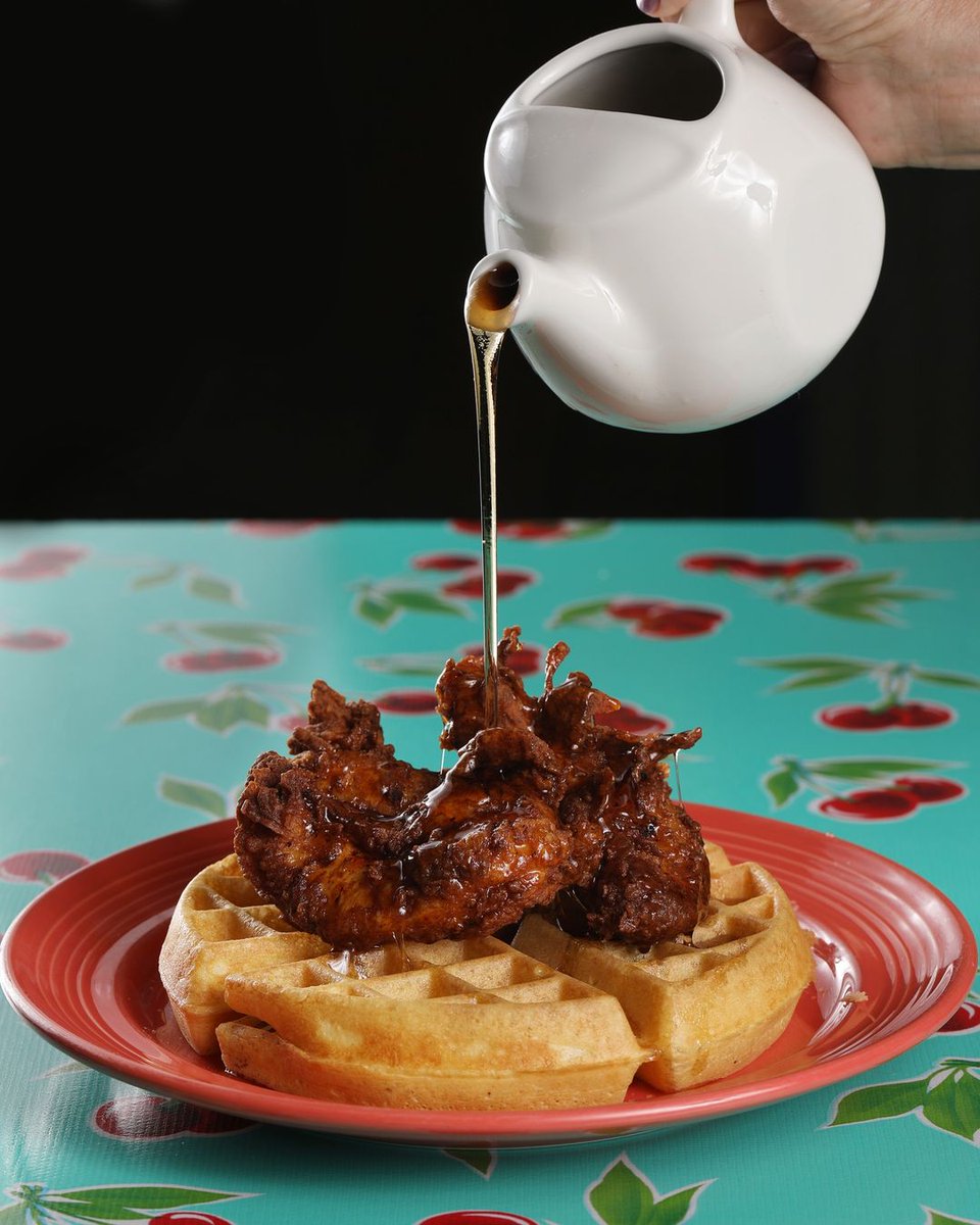 Satisfy your cravings with this delightful harmony of flavors: Golden fried chicken, fluffy waffles, and the sweetness of maple syrup.  #dirtychicken🍗🧇😋

 Come on over and enjoy the goodness!😉

 #BrunchCravings #wheninatlanta✈️ #atlantabrunch