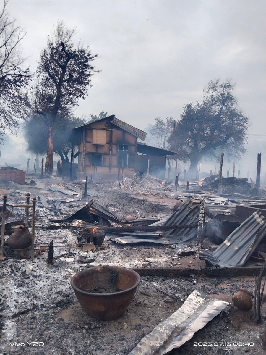 NUGPressSPOX's tweet photo. As @ASEAN leaders continue their discussions, #Myanmar military continues their terror acts against civilians. Today, in Thon Sint Kan Village, Wetlet Township, Sagaing Region, over 100 homes were burned and a 60-year-old civilian was burned to death by the brutal military junta. https://t.co/fgPoEwciFS