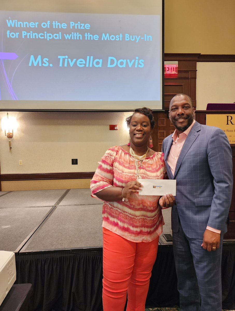 Tivella Davis tweet media