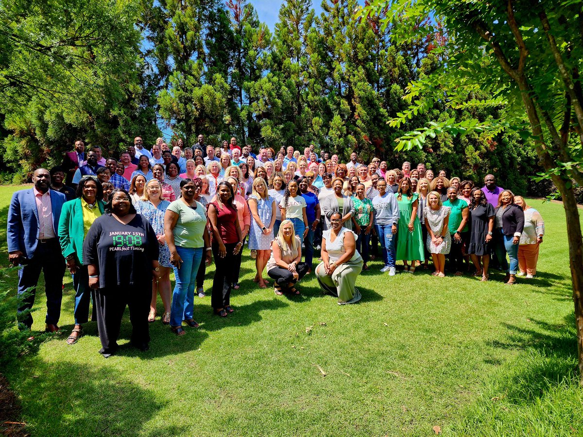 Tivella Davis tweet media