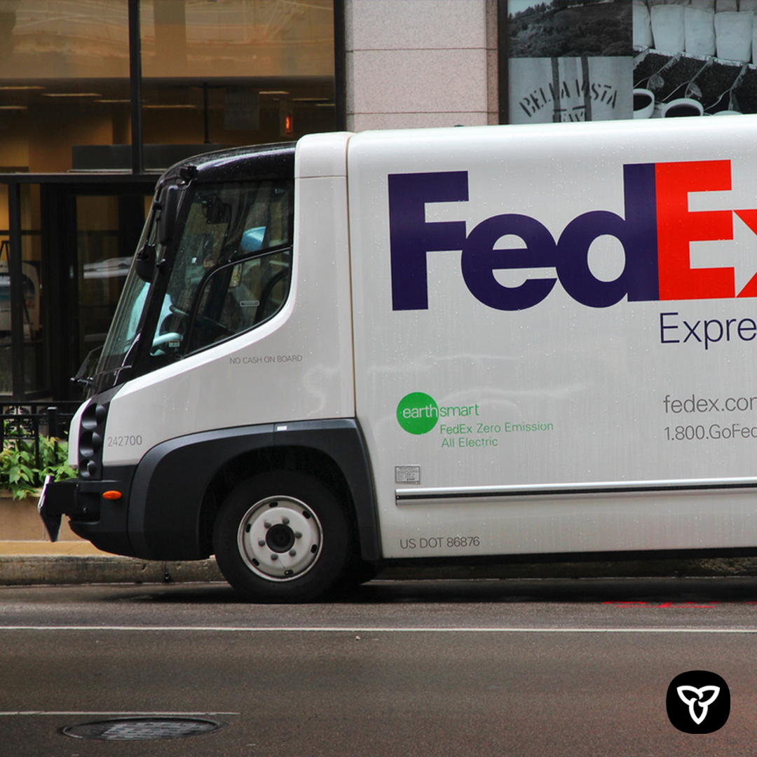 #ICYMI FedEx Canada announces the introduction of 50 electric vehicles into the delivery fleet. The new EV’s from BrightDrop is designed for an estimate range of up to 400km on full charge! 📦

Learn more: newsroom.fedex.com/newsroom/canad…

@FedExPolicy | @brightdrop | @GMcanada