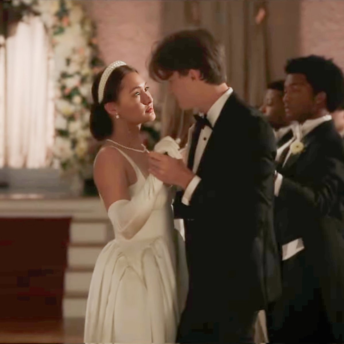 rubybellfort's tweet photo. wbk exactly why susannah wanted belly to go to the deb ball so bad. she wanted to see belly in a white dress with conrad bcs she couldn't be there at their wedding day. and this would be the closest thing she'd ever get— I AM NOT OKAY. 

#TheSummerITurnedPretty #tsitp https://t.co/BpZW8d2rsP