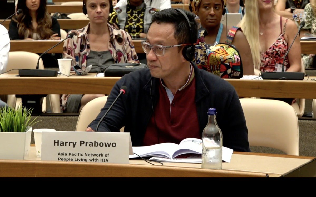 'There are still things lacking in #AsiaPacific priorities approach in realizing the protection of #humanrights, #inequalities in the access of health services, resources and tools, and political commitment.'

Harry at the roundtable discussion during  #AIDSUpdate2023 @globalcdp