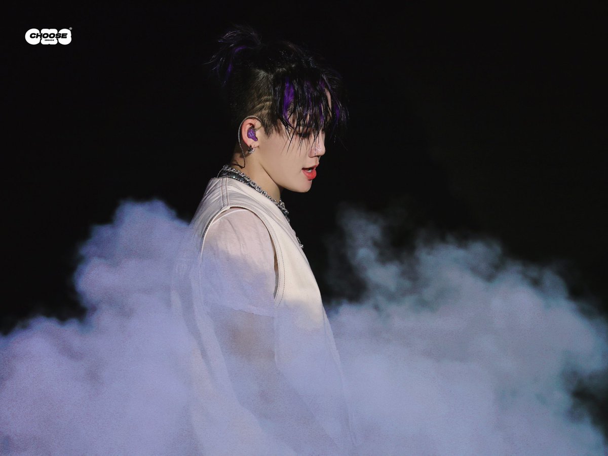 choose199904's tweet photo. 230708
HQ
Born singer✨
#트레저    #최현석 #CHOIHYUNSUK 
#TREASURE https://t.co/CpumKJyXvT