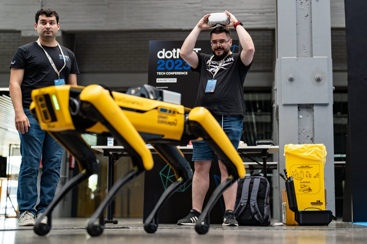 📸¡Estas son algunas de las fotos que nos han llegado del <a href="/dotNetConfSpain/">dotNET 2025</a> en el que participamos junto a <a href="/IDBootcamps/">ID Bootcamps</a> como colaboradores!

No te pierdas la entrada en nuestro blog donde detallamos todo lo que pasó👉iddigitalschool.com/bootcamps/dotn…