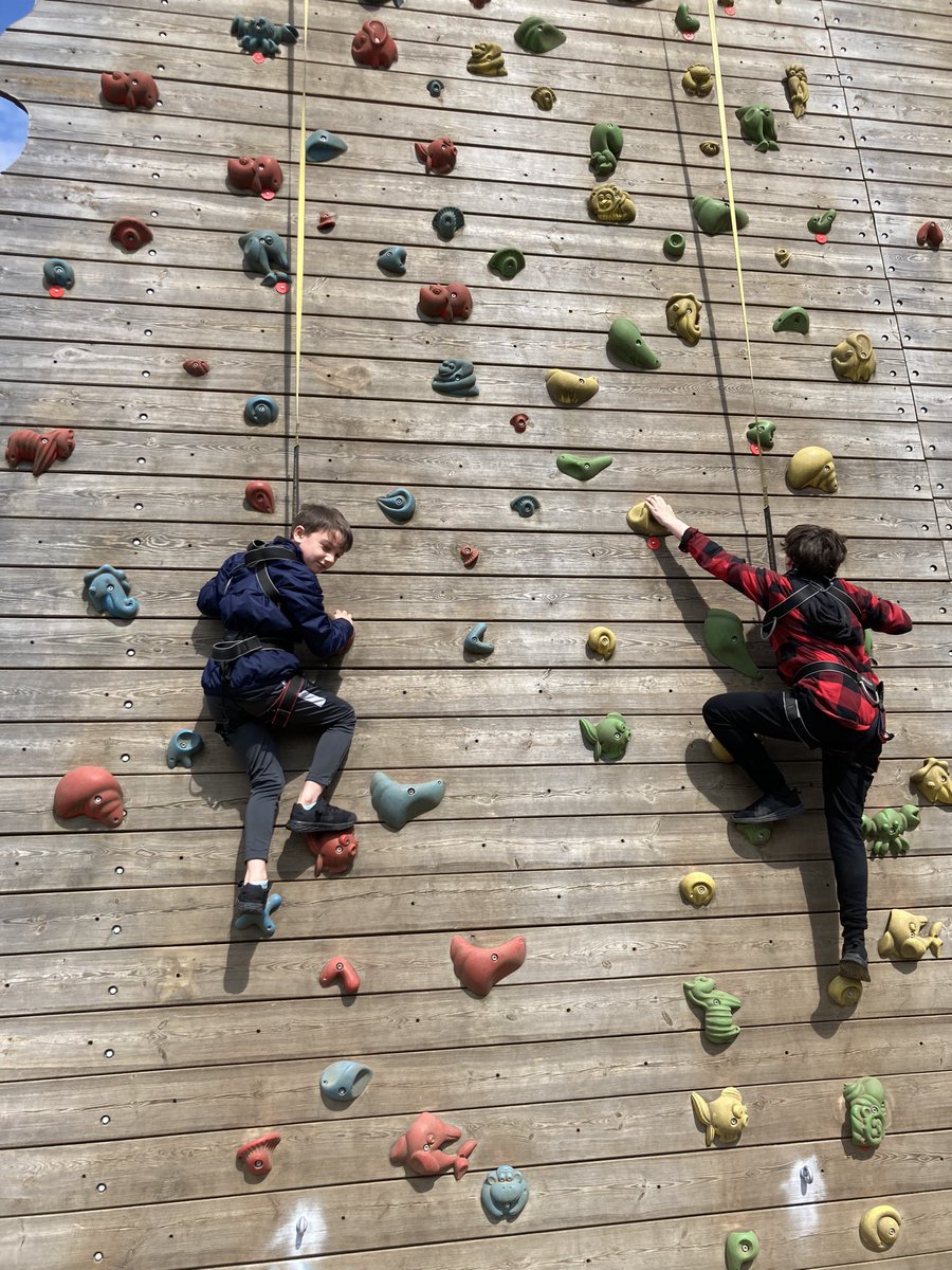 ElmEPS's tweet photo. The sun has come out for our rock climbing afternoon!☀️ 🧗 @EEC_Elaine @PrimaryElaine https://t.co/EGBgojMiwq