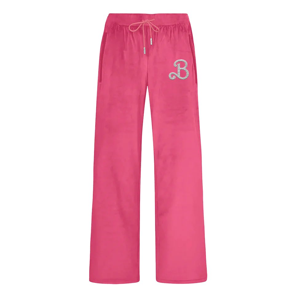 concertleaks's tweet photo. billie eilish x barbie 
shop the full collection below⬇️
https://t.co/jbejD9zIOK https://t.co/xwsQSVLol7