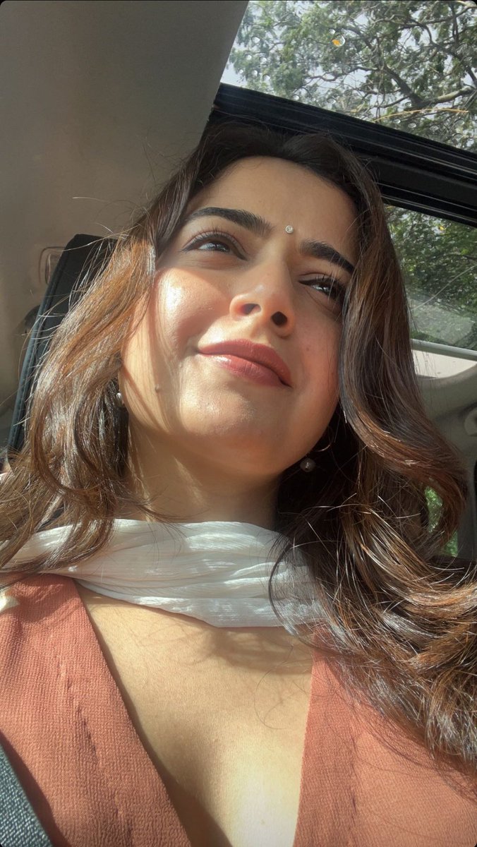 AshikaRangnathF's tweet photo. Evening 😍💕🥺
@AshikaRanganath 🥰😍 https://t.co/81ucUu76JB