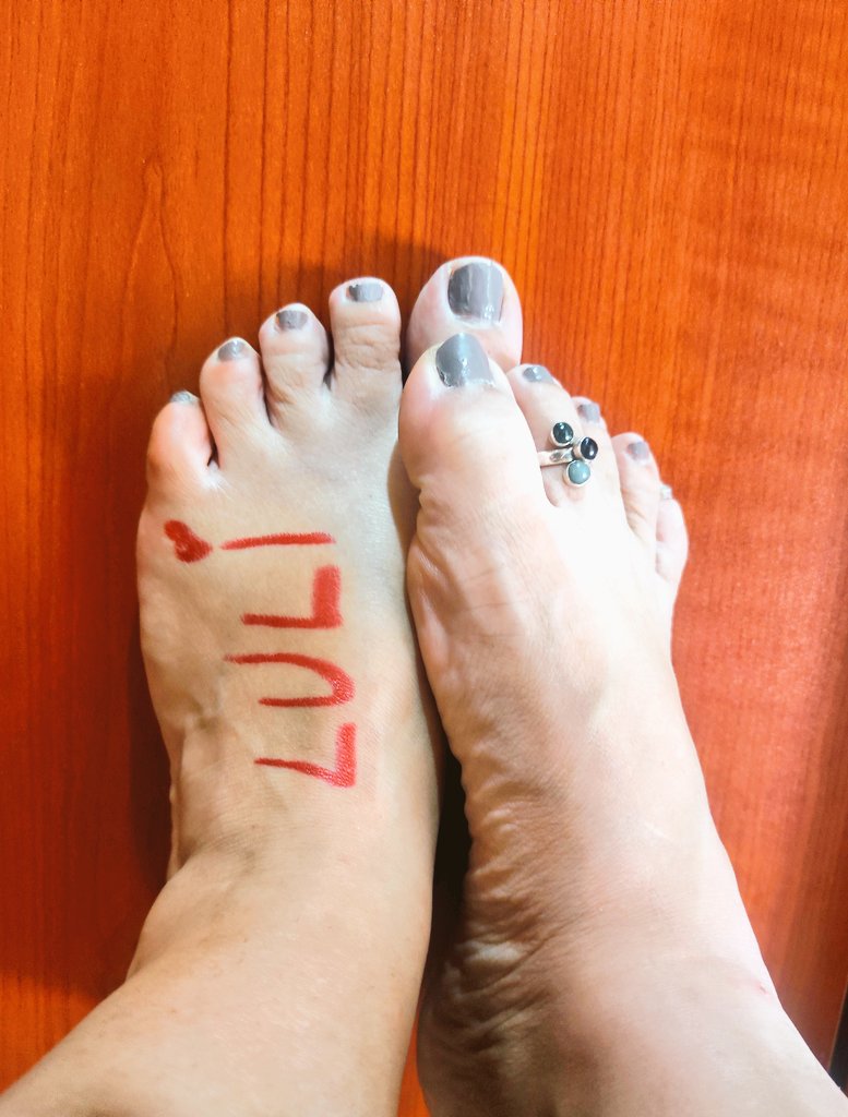 lulismall's tweet photo. @AngelaGrocea @Feet_of_the_Day @feetandsoles5 @Feetfinder #feetfethish #feetcontent #feet_lover #feetpic #feetpicsforsales https://t.co/dhIRSFfJ9s