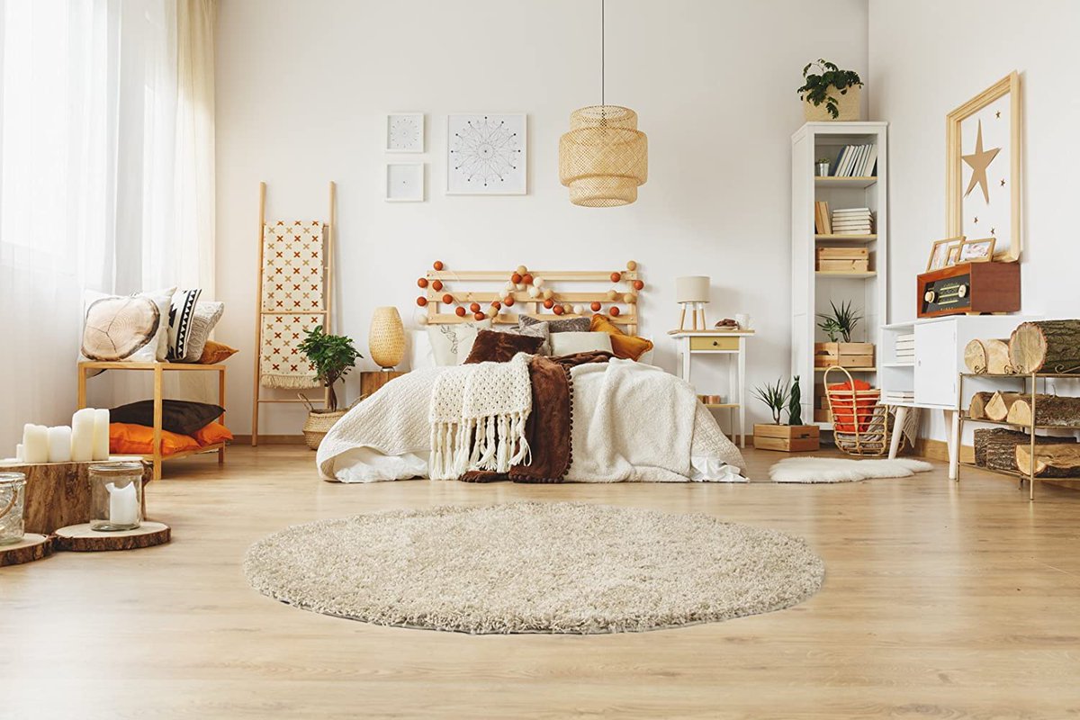 ladolerugs's tweet photo. Transform your living room or bedroom with this stunning  Machine-Washable, Pet- Friendly Beige Solid Shaggy Area Rug from @LaDoleRugs! 🧡💙🏞️ 

🛒𝐒𝐡𝐨𝐩 𝐍𝐨𝐰: https://t.co/IWQE89nm0v

#homedecor  #ruglove #bohovibes #livingroomgoals https://t.co/BbTb0V1Hg6
