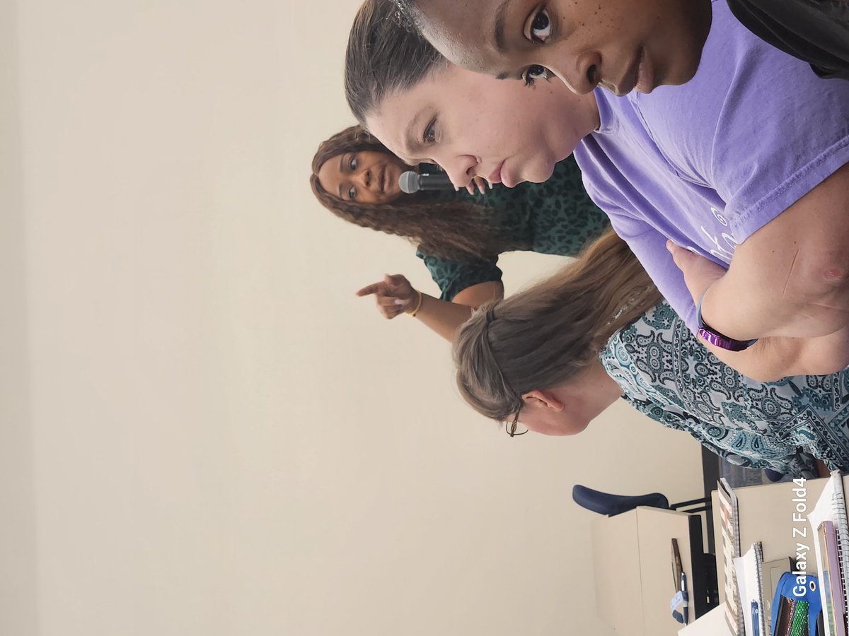 Printpooh's tweet photo. My academic coach Courtney explaining the two, four, and seven point rubric as our executive direction of curriculum  @trishlirio appoints her. @ColquittSchools 
#ccsdmyviewsummerplrocks https://t.co/EnsZMOfEmu