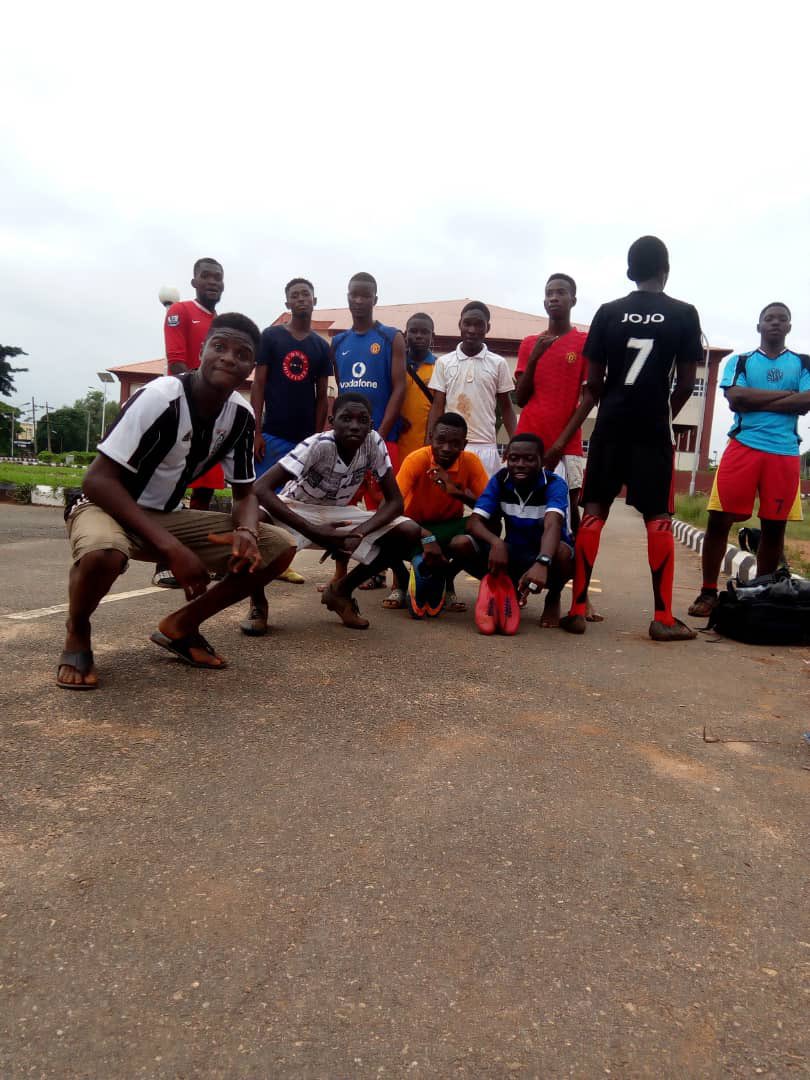 Quintessia_22's tweet image. Because it’s Thursday, and Thursday is meant for Throwbacks 😂😂😂

#ClassQuintessia #ClassInfinitus #Futa