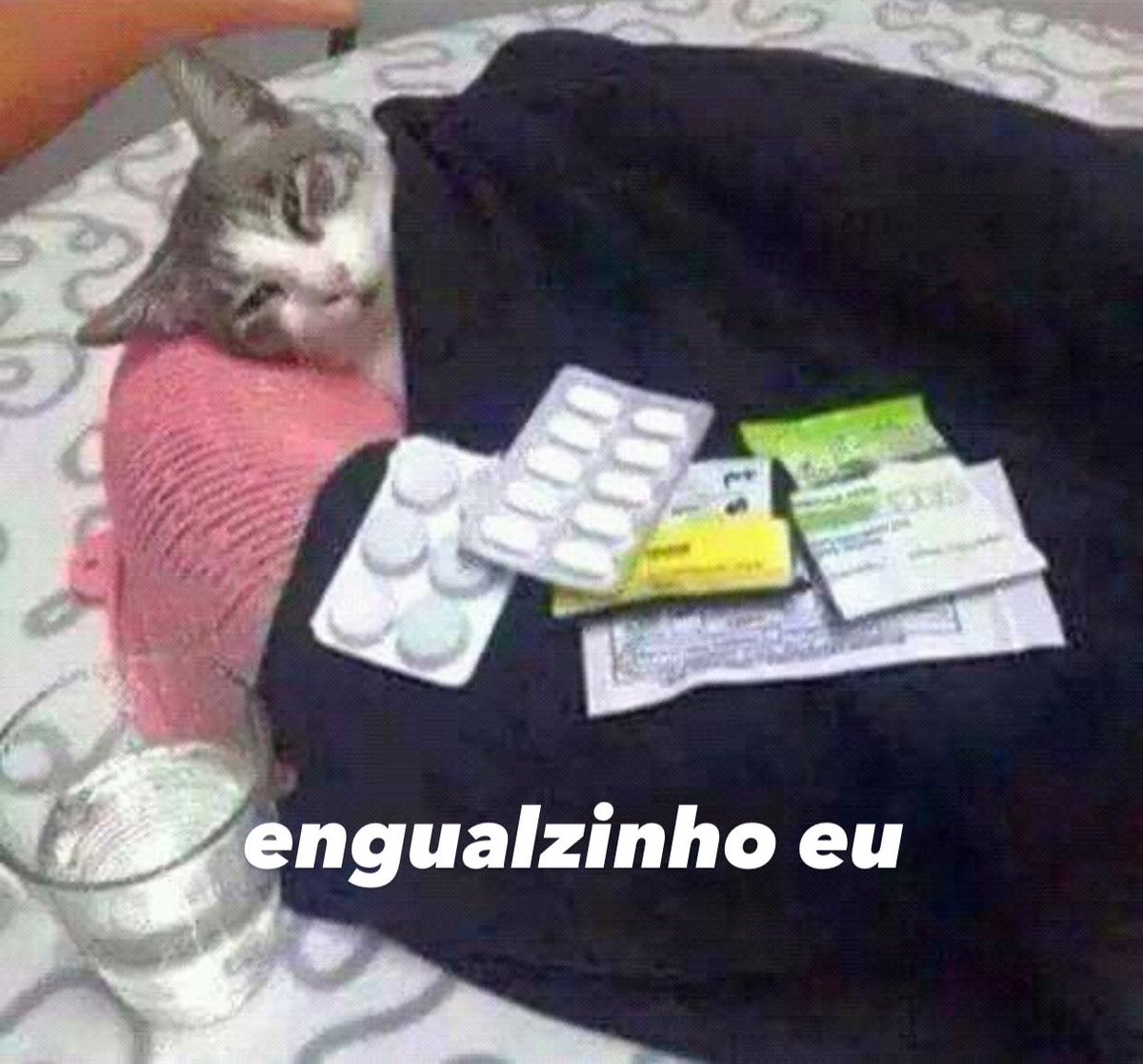 lalyyeg's tweet photo. comecei hj o tratamento, espero q esse medicamento me ajude https://t.co/V5izCs86X9