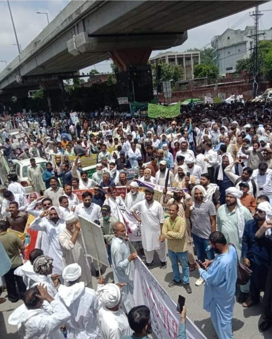 PeaMuzaffargarh's tweet photo. جاگ اٹھا ہے پنجاب
#ہمارے_مطالبات_پورے_کرو https://t.co/w3Th1RKzqf