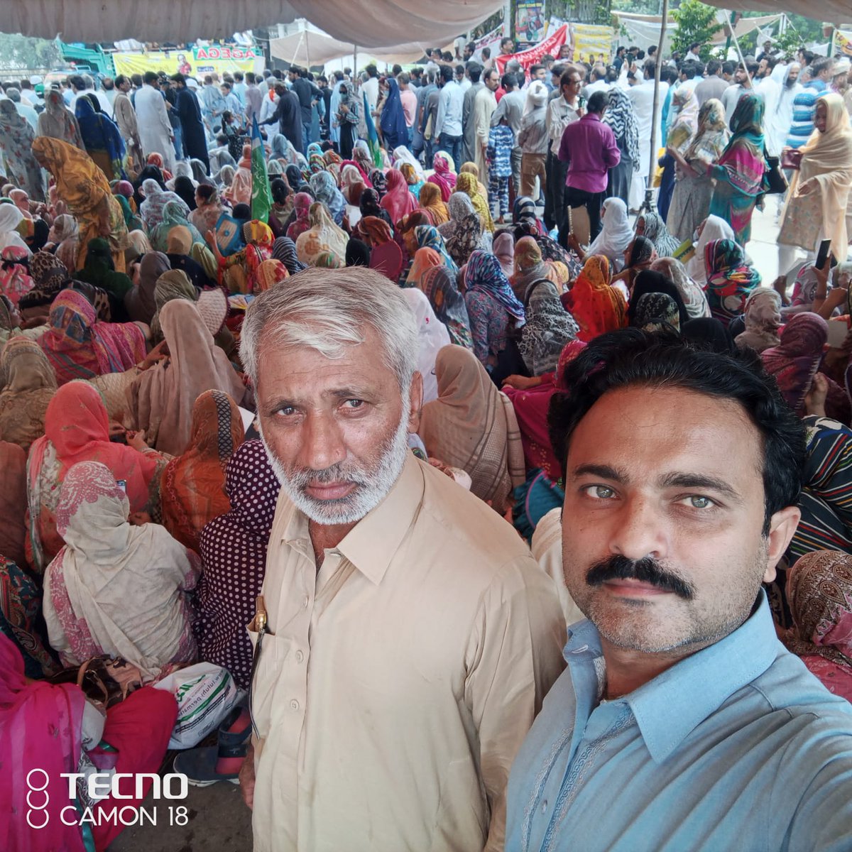 PeaMuzaffargarh's tweet photo. جاگ اٹھا ہے پنجاب
#ہمارے_مطالبات_پورے_کرو https://t.co/w3Th1RKzqf