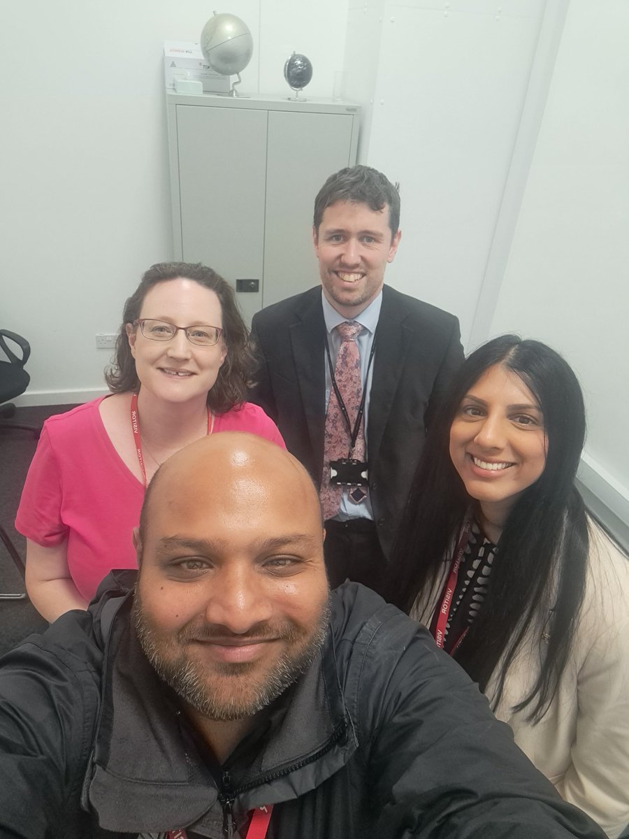 WYP_SaferBD's tweet photo. A great catch up between @Young_in_covid, @Bradford_Citz & @MrJLauder, reviewing the impact which our young people have made in Bradford over the past academic year & our aspirations for the next year. #powerincollaboration https://t.co/xZ9fnAwMur