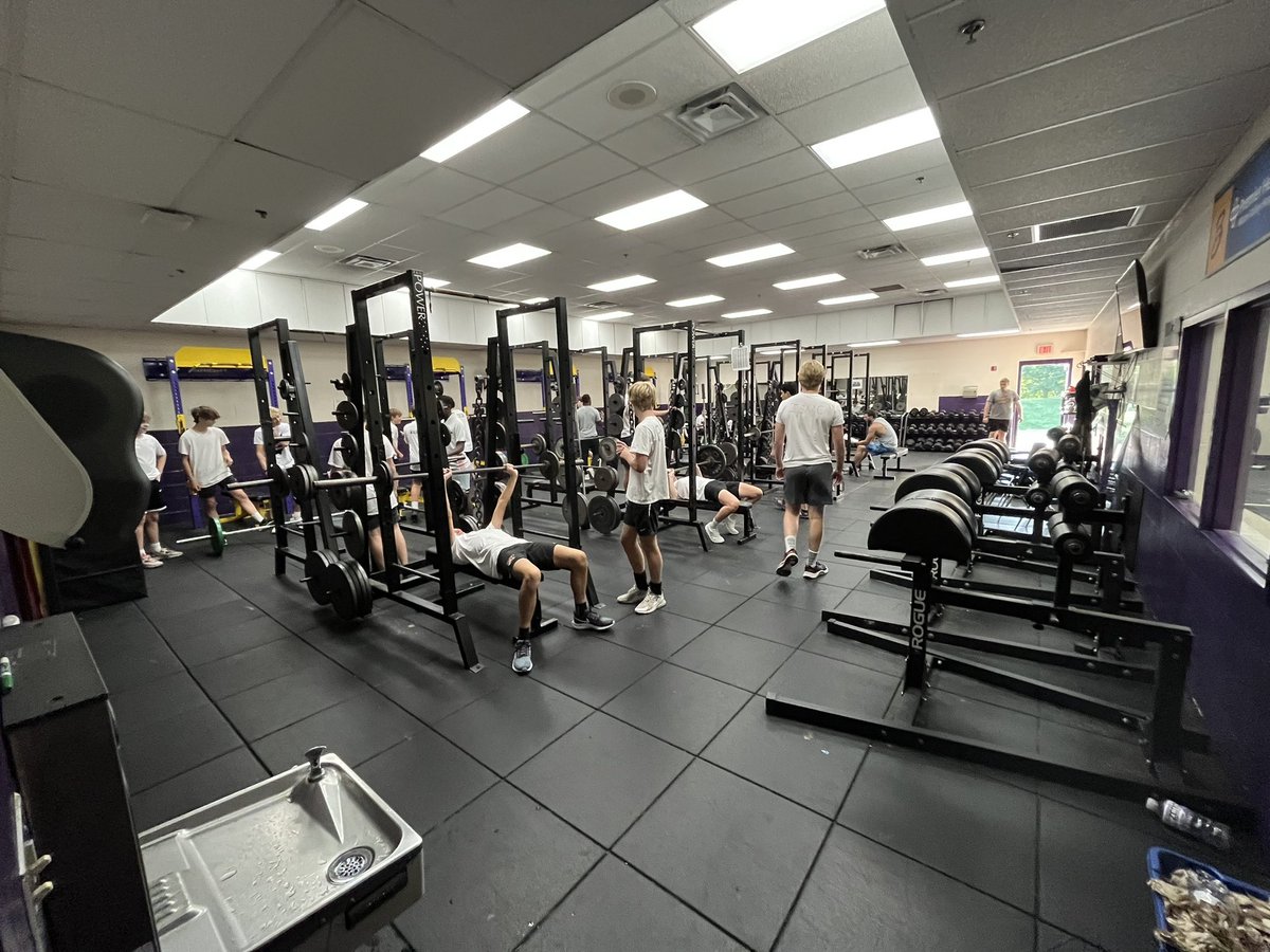 bellbrook_msoc's tweet photo. Good week for training, conditioning, and weight training. #competetobeat https://t.co/6trYvYlksd