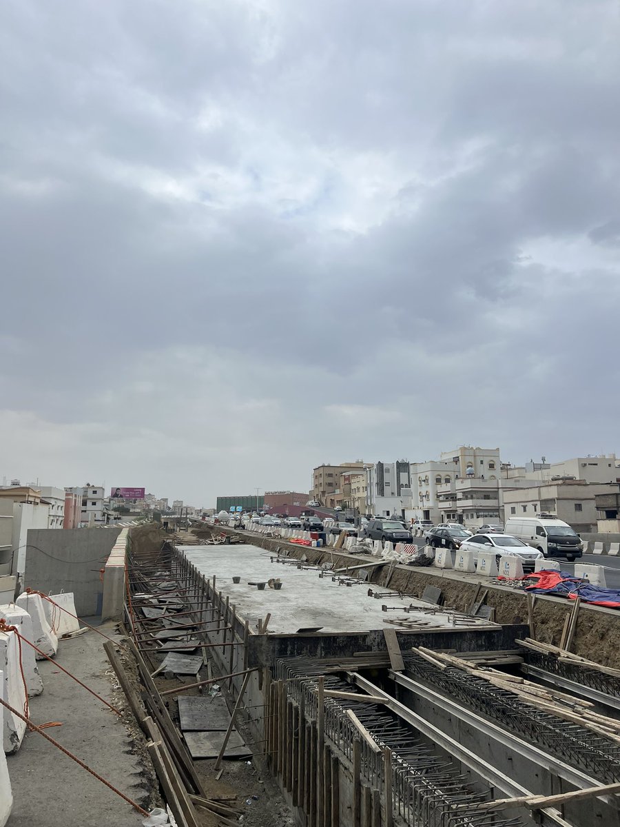 ahmadalraqdi's tweet photo. ماذا لو كان نفقاً؟ https://t.co/xPip5gbaf8
