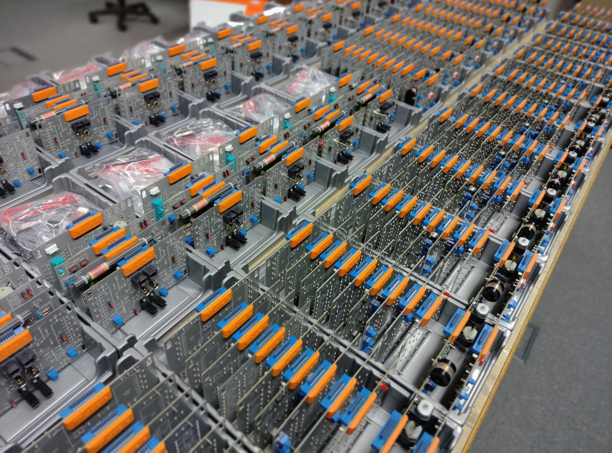 LJ Create tweet media