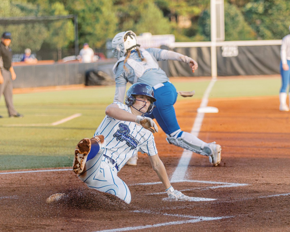 Let’s talk about last night’s game…🤩👏

#TheBestPlayHere 
@wprofastpitch