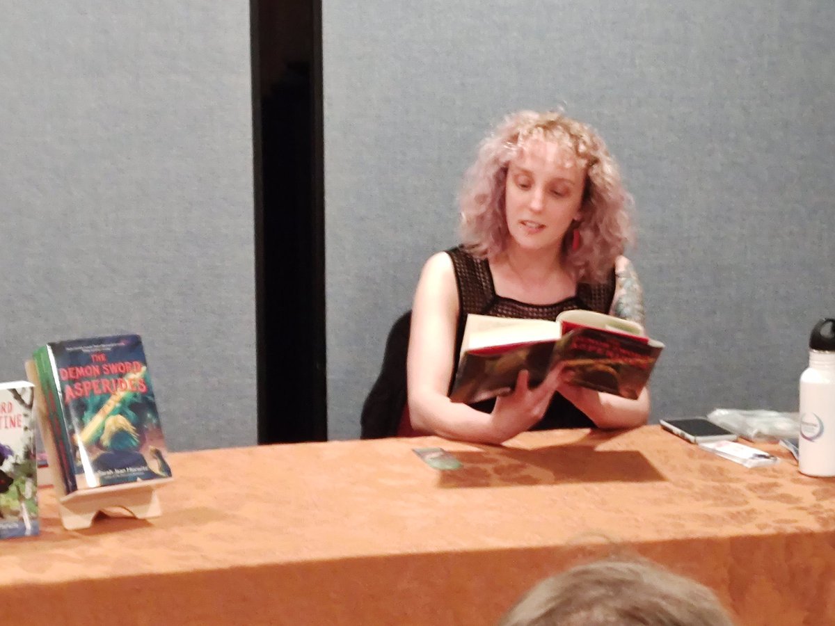 Sarah Jean Horwitz tweet media