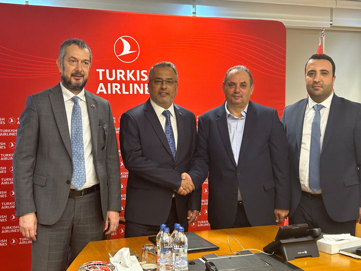 Yunus_Degirmenc's tweet photo. THY TEKNİK A.Ş'deki üyelerimizin geçim koşullarını iyileştirmek, haklı talep ve beklentilerini karşılamak adına yaptığımız görüşmeler kapsamında bugün anlaşmaya vardık.
Bu çerçevede TEKNİK'teki tüm üyelerimizin ücretlerinde 1 Temmuz 2023 tarihinden geçerli olmak üzere yüzde 41 oranında iyileştirme yapılacaktır.
Ayrıca 3., 4., 5. ve 10.0 iş gruplarının A0 ve A1 kademelerine ek iyileştirme yapılması konusunda mutabakata vardık.
Bu sürece katkı veren başta üyelerimiz olmak üzere THY Yönetim Kurulu Başkanı Sn Ahmet Bolat'a, THY TEKNİK yönetimine ve THY TEKNİK'teki tüm teşkilatımıza teşekkür ediyorum.
Anlaşmamızın, üyelerimize, işyerimize, sendikamıza, HAK-İŞ'imize ve ülkemize hayırlı olmasını diliyorum.