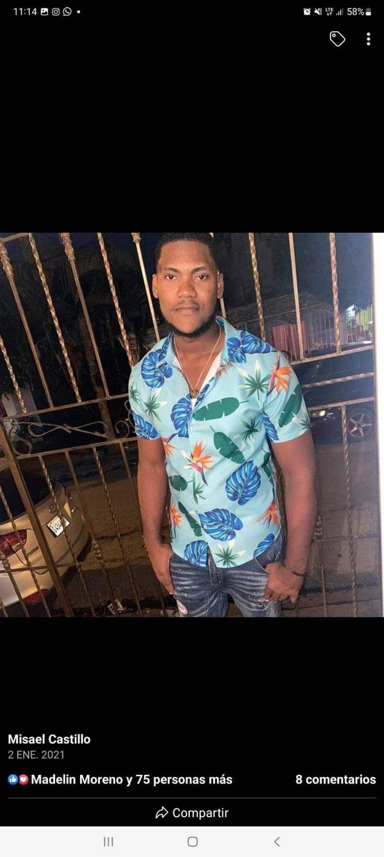 PavelAnthony's tweet photo. Mire Luis abinader sus policías. Este policía de nombre missael castillo sosa le cae atrás a un individuo y le dispara en el patio de su casa y la justicia no quiere hacer nada esperando un dichoso informe del coronel paulino que tiene casi 1 año en esto nadie quiere hacer nada. https://t.co/6x8VnTS9Kf