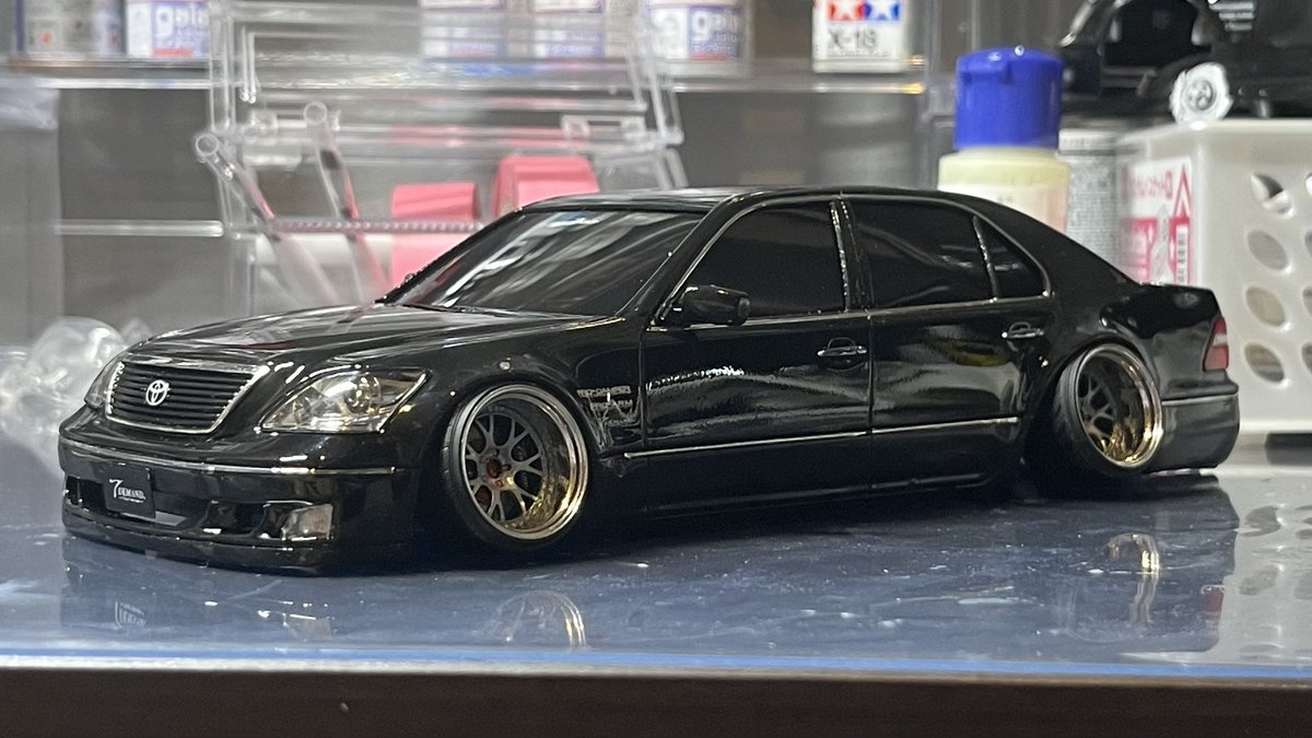 grs_senaa's tweet photo. アオシマ　1/24 セルシオ完成
T-demandデモカー風に仕上げました https://t.co/ogulEowwA1