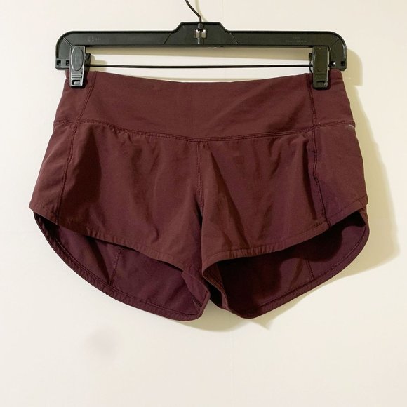 Keepinitretro7's tweet photo. So good I had to share! Check out all the items I'm loving on @Poshmarkapp #poshmark #fashion #style #shopmycloset #topshop #lululemon #jordan: https://t.co/7usHEjsNwx https://t.co/ImHUYWO2ht
