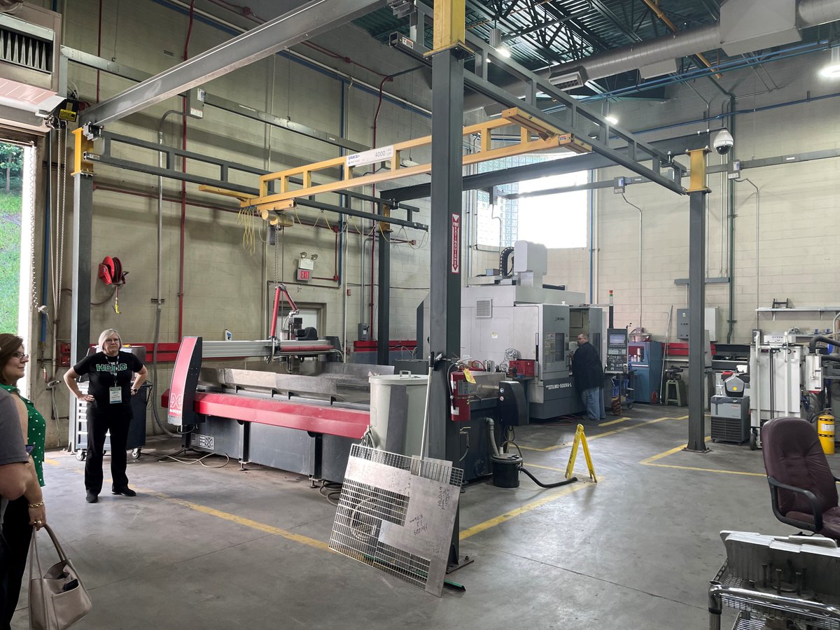 AdultTech's tweet image. AOMC @LinnYost is making things happen in SE Ohio!  WCCC Superintendent Tony Huffman traveled with 34 educational partners to explore the Center for Advanced Manufacturing in Danville, VA, and the Marshall University Center for Advanced Manufacturing in Huntington, WV.