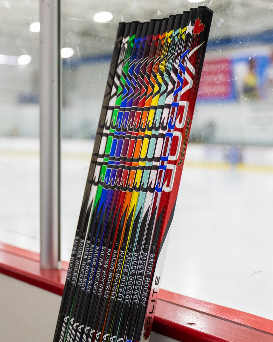 BauerHockey's tweet photo. HYPER-quick, HYPER-lightweight, HYPER-customizable. The HYPERLITE 2 stick is now available for customization on #MyBAUER -hoo.be/bauerhockey/fvBJYVFxFe
Order on #MyBAUER Quick Turn in select colorways and be the first to experience #HYPERLITE2. https://t.co/rbgCym9uwb