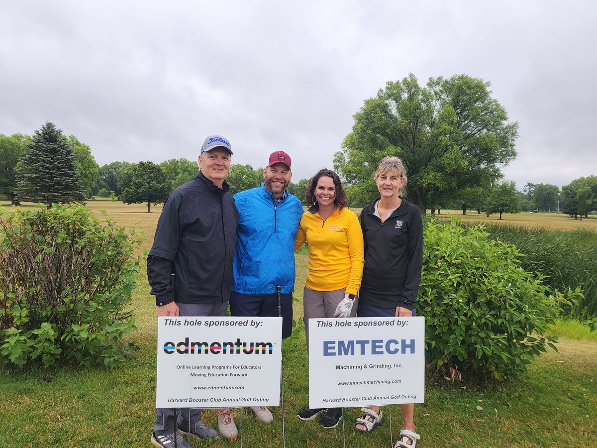 mcooke49's tweet photo. @jasonp_eggert @edmentum @HarvardD50 @HHSHornets1 @DrVickiLarson @DrCoreyTafoya @hobbs_carl Thanks for coming out! And staying out as the day went on 😃 https://t.co/HpvIN6N139
