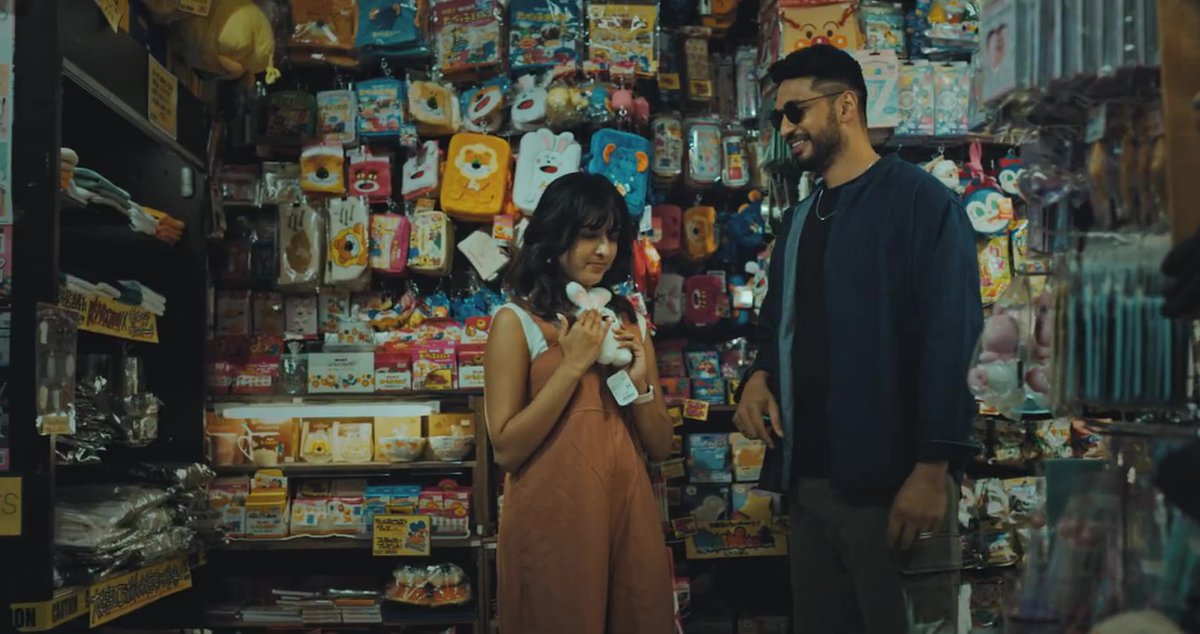 Akshat_1672's tweet photo. Our cutie @ShirleySetia with a cute teddy bear
 #SachBataMujhe #Industry2 
@arjun_kanungo https://t.co/RzTtVCMZzD