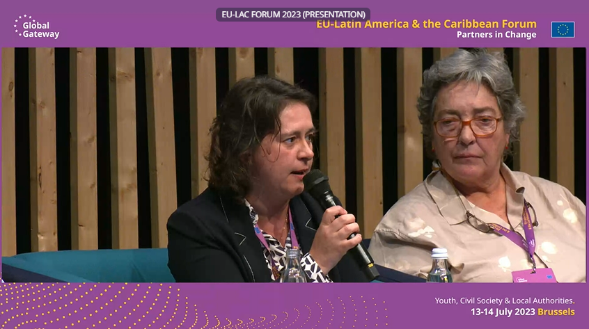 Platforma4Dev's tweet photo. At #EULAC opening, @cpapinbdx insists on the territorial approach to development #TALD

She stresses the key role of decentralised cooperation but also the specific duties of #localgov, insisting that they cannot be compared to the private sector

#GlobalGateway #PartnersInChange https://t.co/1UH6WrlC5e