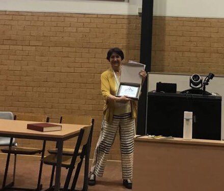 _AEMCCO_'s tweet photo. Nuestra más sincera enhorabuena a Juana Gómez-Benito por haber recibido el life time career award 👩🏻‍🎓 por la #EAM2023. 👏👏 AEMCCO lo celebra con orgullo 🎊🍾🎊🍾 https://t.co/ensLC68984