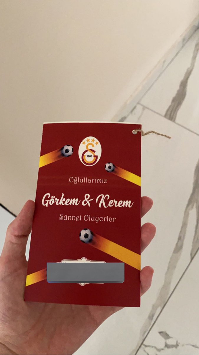 Eve gelene bakın simge ve icardinin düğün davetiyesi sandım