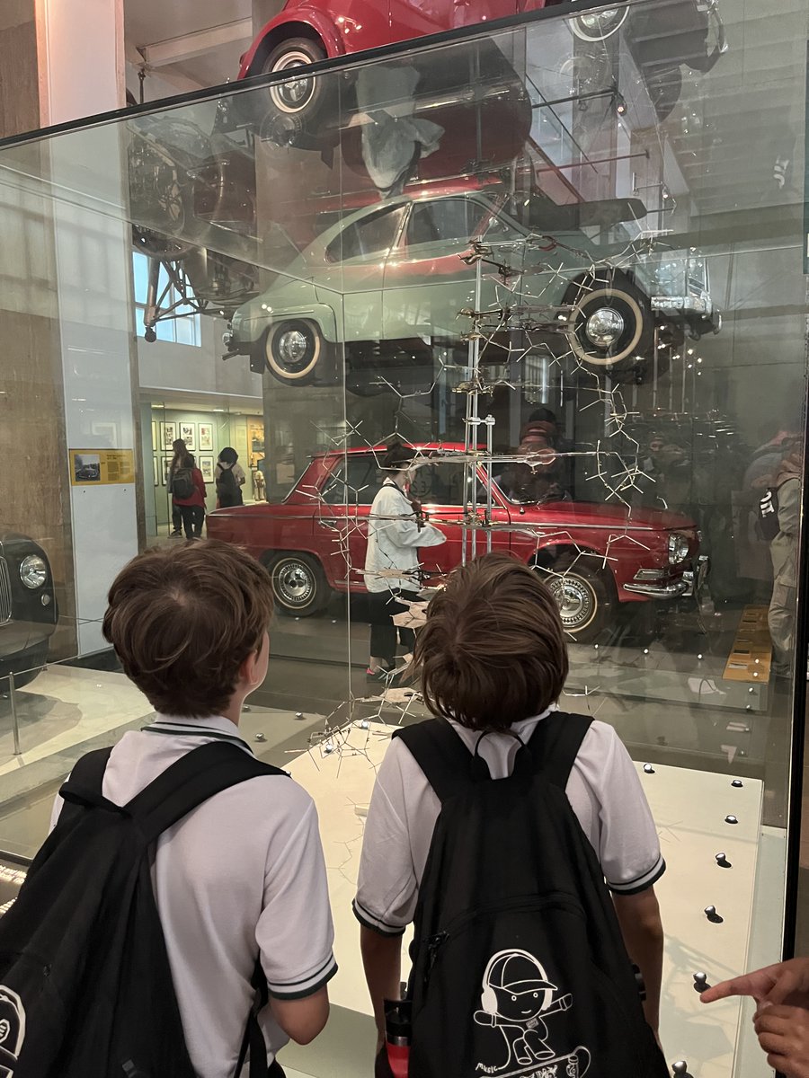 BohuntWokingham's tweet photo. Year 7 had a fantastic day at the science museum today, learning all about space exploration. We all particular enjoyed the explosions of the Rocket Show! All the students were great ambassadors for the school. #GamechangerWeek #enjoyrespectachieve https://t.co/FQuRV5nYzj