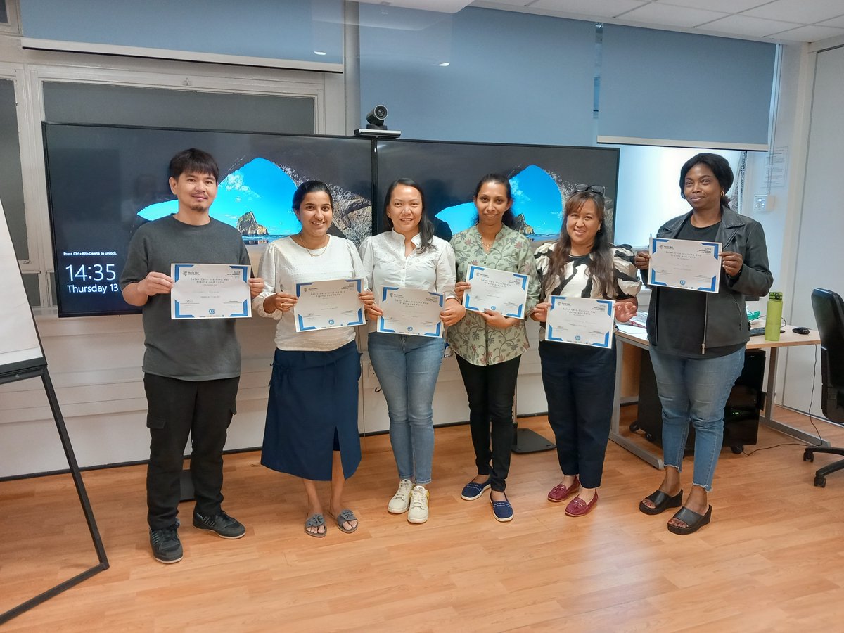 DeborahPT4's tweet photo. Here are our July attendees for Safer care - Frailty and Falls, if you would like to have one of these lovely certificates too, please book a place through Phoenix @zenkim74 @lalasanchez504 @zmdeckon @cagoyongg @NM_Frailty @Reetee_NHS @sarahHa88622902 https://t.co/YXtRT1TwDY