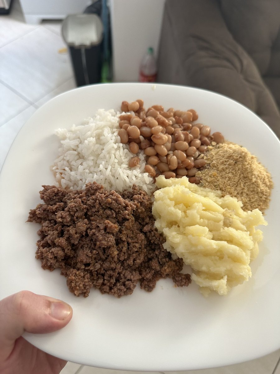 chefdangalhardo's tweet photo. Falta o Que? https://t.co/02TBgFExxK