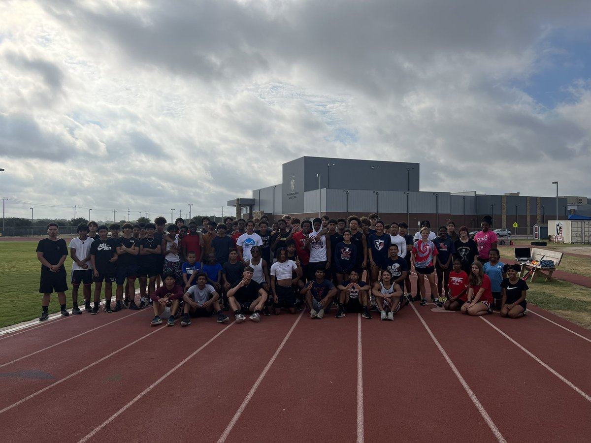 Elton Croc tweet media