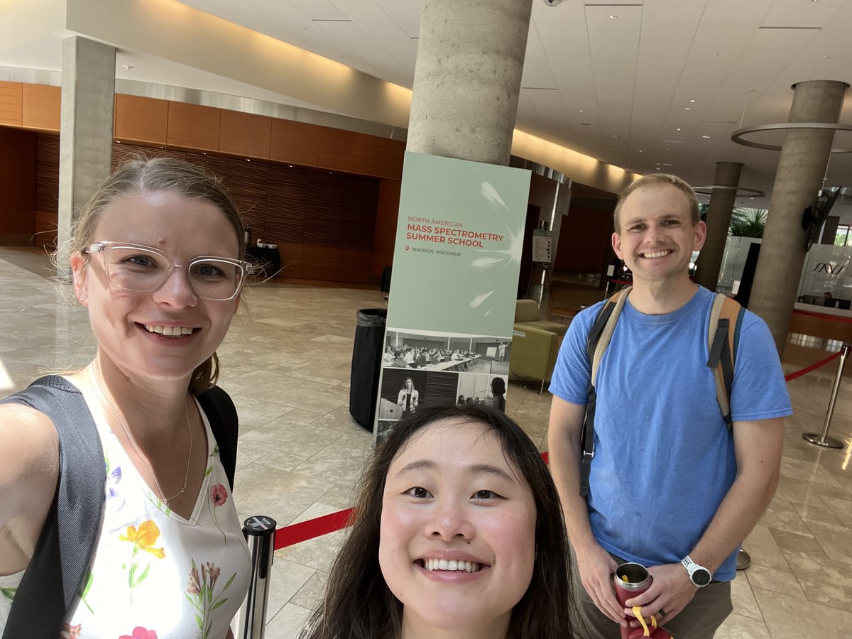 Our lab members have had an amazing time at the 5th Annual Mass Spec Summer School in Madison! Thank you to all the instructors and specially @Coon_Labs for organizing this incredible summer school. We learned a lot!