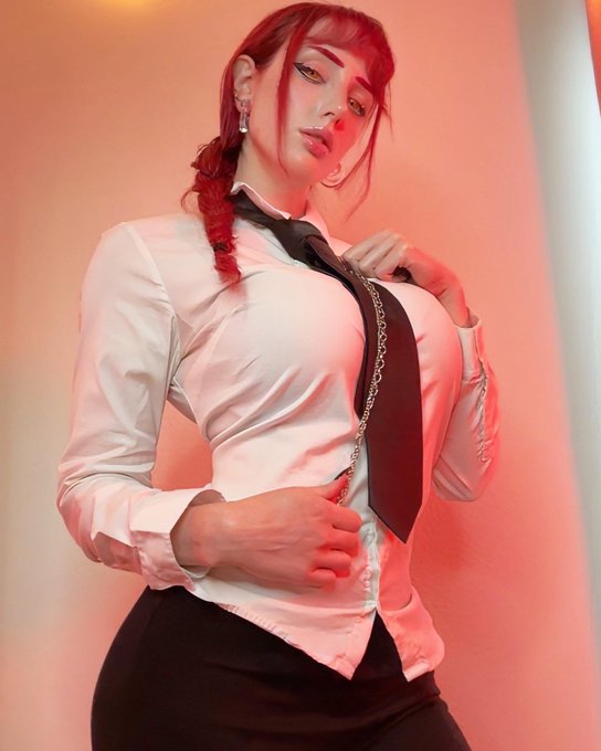 Makima needs some help with something&hellip;.. If you&rsquo;re up to it https://t.co/DepNEsZxq0