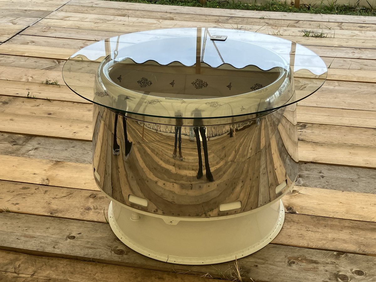 Aerotiques's tweet image. It’s great to see our pieces in a ‘setting’, rather than the workshop for a change. Who’s in the #FirstClassLounge this weekend at @airtattoo?

#avgeek #riat23